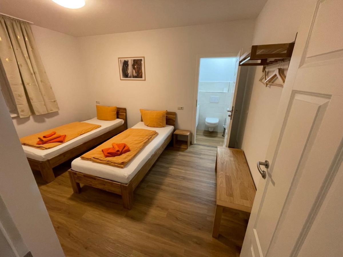 Apartment-Haus Landeskrone Дрезден Екстериор снимка